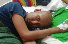 নড়াইলে ক্যান্সার আক্রান্ত কলেজছাত্র হুরাইরাকে বাঁচাতে সাহায্যের আকুতি