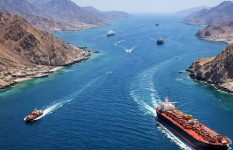 হরমুজ প্রণালী জাহাজ চলাচলের জন্য উন্মুক্ত ঘোষণা