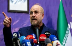 ‘যুদ্ধে নতুন কার্ড দেখাতে প্রস্তুত ইরান’