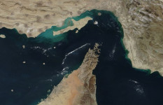 ‘আগে হরমুজে অবরোধ প্রত্যাহার, পরে আলোচনা’