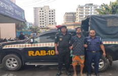 ফরিদপুরে ট্রিপল মার্ডার, অভিযুক্ত আকাশ গ্রেপ্তার