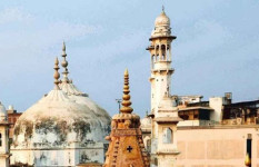 ভারতে একসঙ্গে ১৫ মসজিদ সিলগালা 