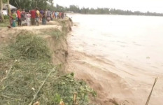 কুড়িগ্রামে নদ নদীর পানি হ্রাস পাওয়ায় শুরু হয়েছে নদী ভাঙন
