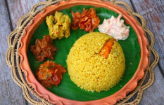 বৃষ্টির দিনে ভুনা খিচুড়ি
