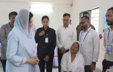 বিনামূল্যে বস্তিবাসীর চক্ষু চিকিৎসা, উদ্বোধন করলেন ডা. জুবাইদা