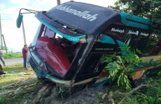 সাতক্ষীরায় সোহাগ পরিবহনের ধাক্কায় গুড় ব্যবসায়ীর মৃত্যু
