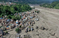 নেপালে বন্যায় ৯৫ মরদেহ উদ্ধার, ভারতেও বন্যার আশঙ্কা