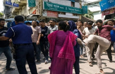 ব্যবসায়ীক বিরোধের জেরে নারী উদ্যোক্তাকে প্রকাশ্যে লাঞ্চিত করার অভিযোগ 