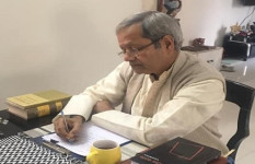 অন্য একটি দেশের আবদার রক্ষা করা এত জরুরি কেন?