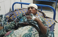 ফরিদপুরে বড় ভাইয়ের বউকে কুপিয়ে জখম করেছে ছোটভাইয়ের পরিবার