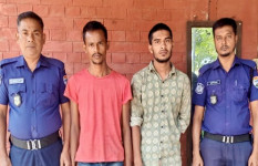 নীলসাগর এক্সপ্রেসের ছাদে যাত্রীর টাকা-ঘড়ি ছিনতাই, গ্রেপ্তার ২