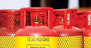 ফের বাড়ল এলপি গ্যাসের দাম