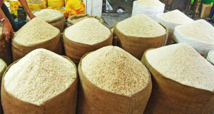 ঊর্ধ্বগতি রোধে ২ লাখ টন চাল আমদানির অনুমতি পাচ্ছে ২৩২ প্রতিষ্ঠান