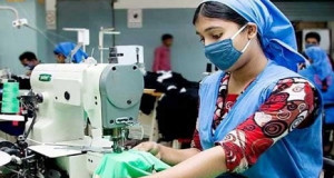 বাড়ছে উদ্বেগ, দ্বন্দ্ব সংকটে পোশাক খাত