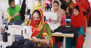 চ্যালেঞ্জের মুখে পোশাকশিল্প