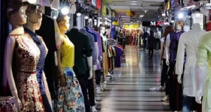 ঈদের আগে গভীর রাত পর্যন্ত দোকান খোলা রাখতে চান ব্যবসায়ীরা