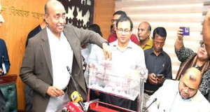 ‘সিন্ডিকেট ভাঙতে সাব-রেজিস্ট্রার বদলি লটারিতে’