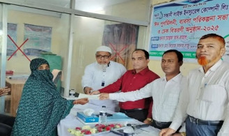 পার্বতীপুরে বীমা পলিসির টাকা ও মৃত্যুদাবির চেক দিলো সন্ধানী লাইফ ইনসুরেন্স
