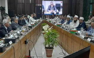 ‘আগাম পোস্টার সরিয়ে ফেলুন, না মানলে কোনো ছাড় নয়’