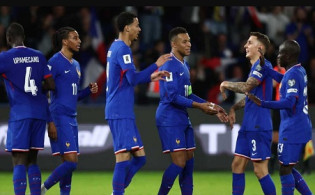 এমবাপ্পের জোড়া গোলে দারুণ জয়ে বিশ্বকাপ নিশ্চিত করল ফ্রান্স