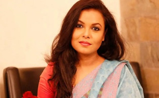 ৩২ নম্বরে বুলডোজার নিয়ে যাওয়া দলকে ‘রাজাকার’ আখ্যা শাওনের