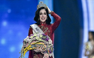 মিস ইউনিভার্স মুকুট জিতলেন মেক্সিকোর ফাতিমা বশ