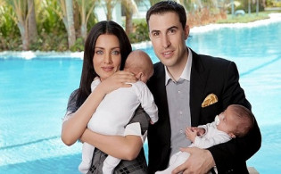 স্বামীর নামে মামলা, ডিভোর্সের ঘোষণা সেলিনার