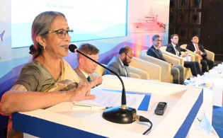 ‘সমুদ্রে অবৈধ আহরণে মাছের সংস্থান কমে যাচ্ছে’