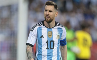 আবার বিশ্বকাপ জিততে চান মেসি