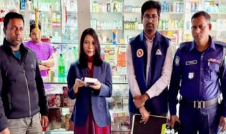 ফরিদপুরে নকল ও মেয়াদোত্তীর্ণ কসমেটিকস পণ্য জব্দ, জরিমানা