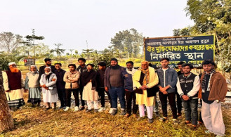 দেশজুড়ে মুক্তিযোদ্ধাদের কবর ও স্মৃতিচিহ্নে নিরাপত্তা নিশ্চিতের দাবি বৈষম্য বিরোধী শিক্ষার্থীদের