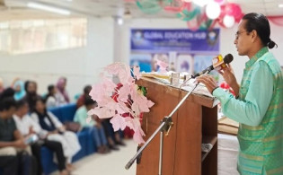 এখনো মানবাধিকার হ্যাঙ্গারে ঝোলানো : মোমিন মেহেদী