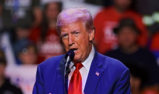 ‘পিছু হটার সুযোগ নেই’, গ্রিনল্যান্ড দখলে মরিয়া ট্রাম্প