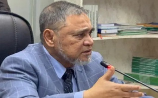 সাংবাদিকদের কার্ড জটিলতা সমাধানের আশ্বাস সিইসির