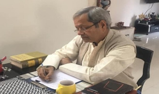 নতুন গভর্নরকে নিয়ে সমালোচনা যে কারণে