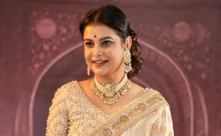 ‘সরকার বলছে তেল আছে, তবে ভোগান্তি কেন’