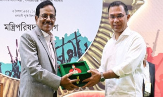 দর্শকদের স্বাধীনতা পদক উৎসর্গ করলেন হানিফ সংকেত