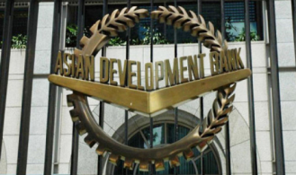 ‘রাজনৈতিক অনিশ্চয়তায় চাপে অর্থনীতি’