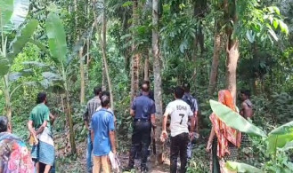 ফরিদপুরে বিলের মধ্যে দ্বীপে মেহগুনি গাছের সঙ্গে ঝুলছিলো রঞ্জিতের মরদেহ