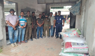 পাচারকালে সুন্দরবনে আহরণ নিষিদ্ধ ২২৫০ কেজি শামুক-ঝিনুক উদ্ধার 