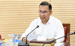 ‘বর্তমান সরকার ধর্ম নিয়ে রাজনীতি করতে চায় না’