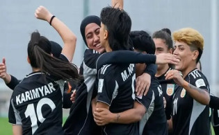 মাঠে ফেরার অনুমতি পেলেন আফগান নারী ফুটবলাররা