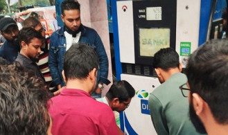 খাজা পাম্পে পরিমাপে তেল কম দেয়ায় জরিমানা