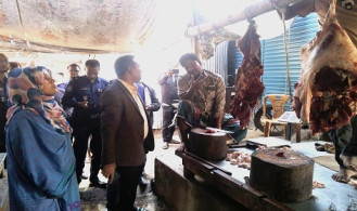 কুড়িগ্রামে খোলা স্থানে পশু জবাই, দূষণে বিপর্যস্ত জনজীবন