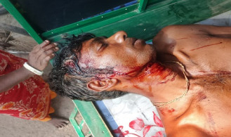 একই পরিবারের ১০ জনকে পিটিয়ে ও কুপিয়ে জখম