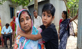 ব্রেন টিউমারে আক্রান্ত ছেলেকে বাঁচাতে বাবা-মায়ের আকুতি