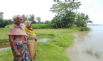 ‘এই বাড়ি ভাঙি গেইলে কই যামো, কই থাকমো’