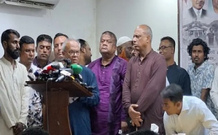 ‌‘ভারত আবারও শেখ হাসিনাকে ‘টুলস’ হিসেবে ব্যবহার করছে’