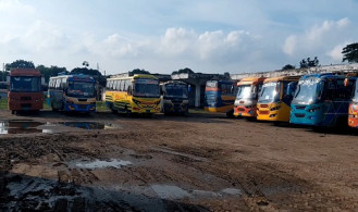 দীর্ঘ ৪৫ ঘণ্টা পর রাজবাড়ী-ফরিদপুর রুটে বাস চলাচল শুরু