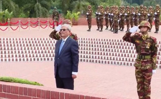 স্মৃতিসৌধে রাষ্ট্রপতির শ্রদ্ধা